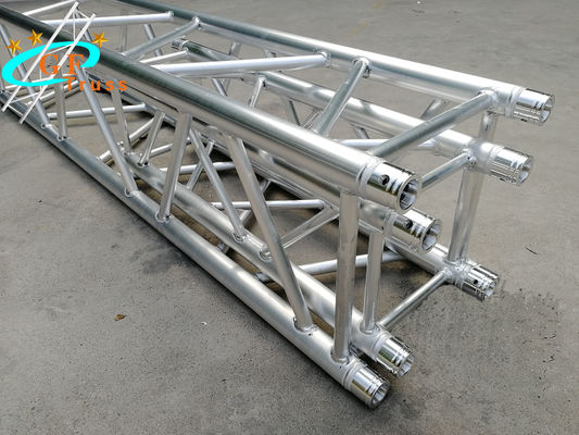 সিলভার অ্যালুমিনিয়াম স্পিগট ট্রাস 15x8 মিটার মিটার লাইটিং ট্রাস স্ট্যান্ড স্ট্রাকচার